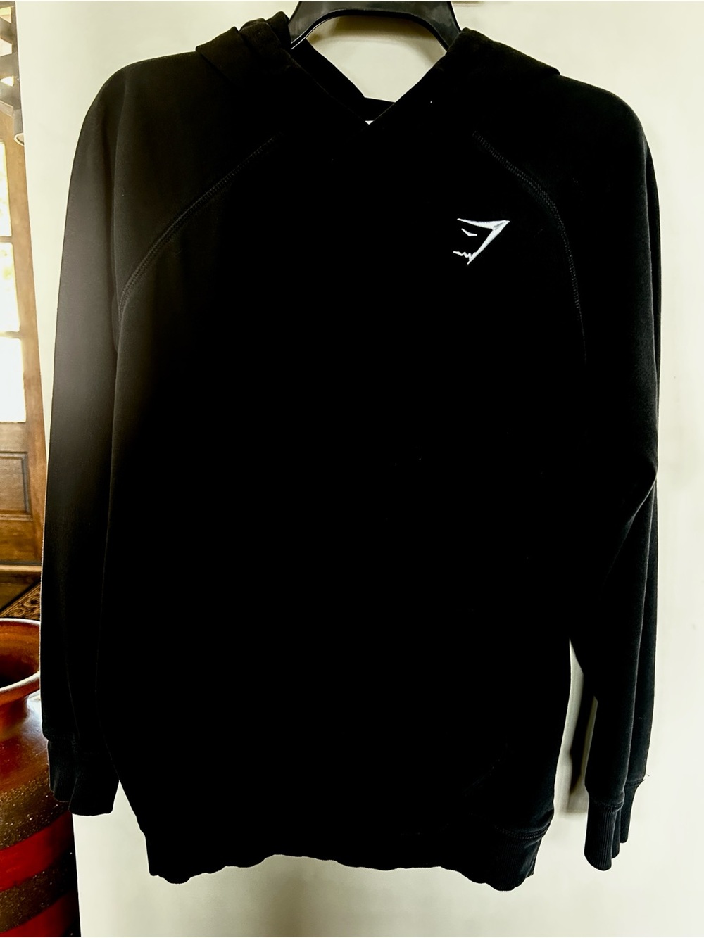 Gymshark Crest Hoodie Mens Black Pullover Sweatshirt Small